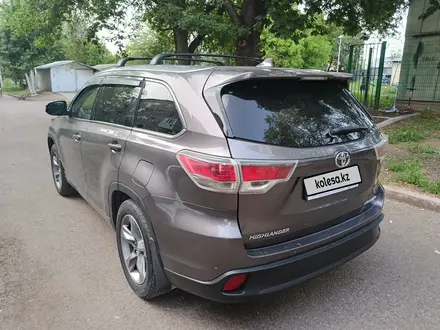 Toyota Highlander 2015 года за 14 500 000 тг. в Алматы – фото 11