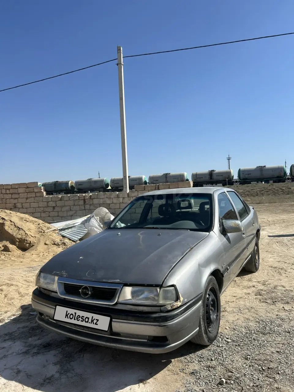 Opel Vectra, 1993
