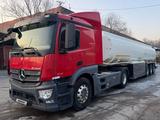 Mercedes-Benz  1846 (2018г.) + полуприцеп бензовоз 1999 года за 58 000 000 тг. в Алматы