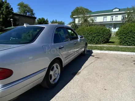 Mercedes-Benz E 200 1996 года за 2 500 000 тг. в Алматы – фото 3