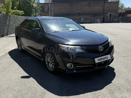 Toyota Camry 2011 года за 6 300 000 тг. в Усть-Каменогорск – фото 2