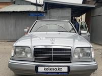 Mercedes-Benz E 220 1995 года за 4 800 000 тг. в Шымкент