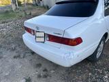 Toyota Camry 2001 годаүшін3 000 000 тг. в Усть-Каменогорск – фото 2