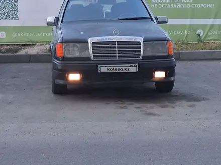 Mercedes-Benz E 230 1991 года за 1 800 000 тг. в Алматы