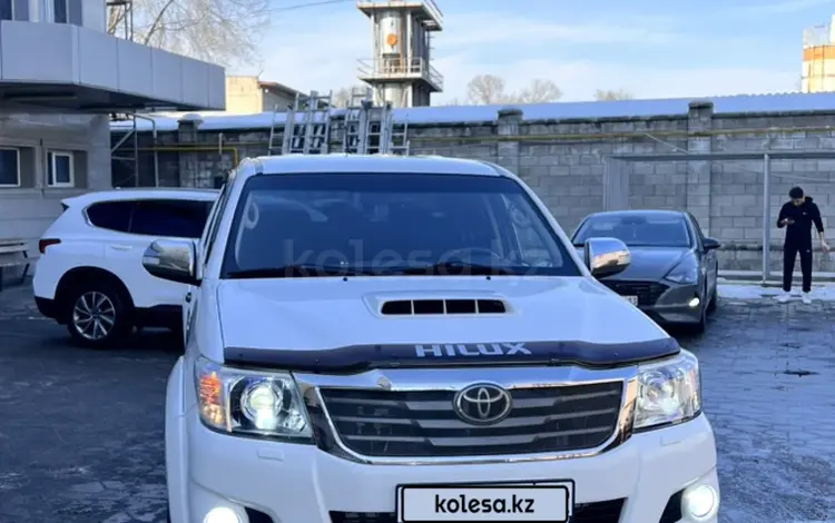 Toyota Hilux 2014 года за 9 800 000 тг. в Алматы