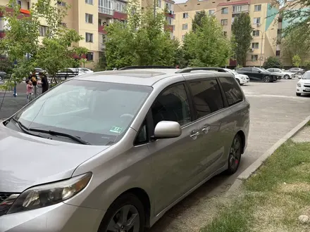 Toyota Sienna 2012 года за 11 300 000 тг. в Алматы – фото 6