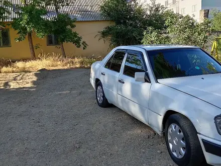 Mercedes-Benz E 230 1992 года за 1 000 000 тг. в Тараз – фото 3