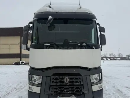 Renault  T-Series 2016 года за 36 000 000 тг. в Алматы