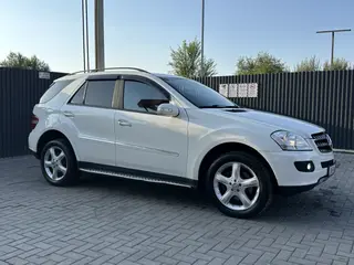 Mercedes-Benz ML 350