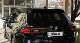 Toyota Highlander 2023 года за 36 500 000 тг. в Алматы – фото 4
