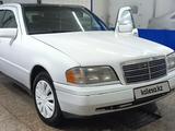 Mercedes-Benz C 180 1995 года за 1 500 000 тг. в Кокшетау