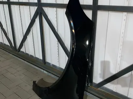 Передние крылья / крыло на Мерседес R class W 251 за 1 000 тг. в Алматы – фото 3