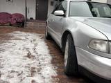 Audi A8 1997 года за 2 300 000 тг. в Алматы – фото 3
