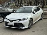 Toyota Camry 2019 годаfor13 000 000 тг. в Атырау – фото 3