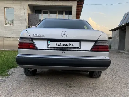 Mercedes-Benz E 230 1991 года за 2 800 000 тг. в Алматы – фото 6