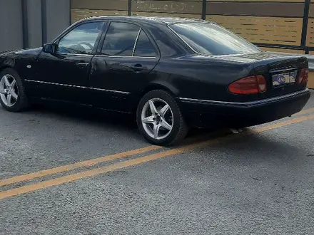 Mercedes-Benz E 280 1996 года за 1 290 000 тг. в Кызылорда – фото 7