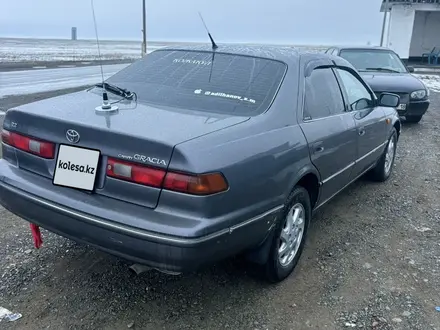 Toyota Camry 1998 года за 3 950 000 тг. в Урджар