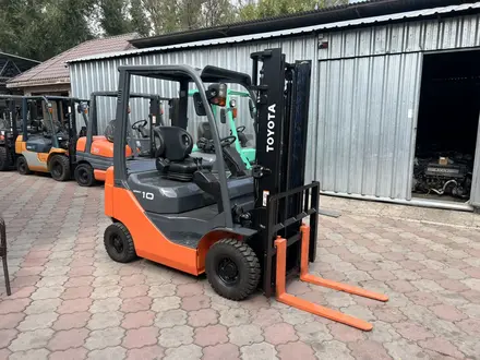Toyota  8FG18 2011 года за 3 200 000 тг. в Алматы
