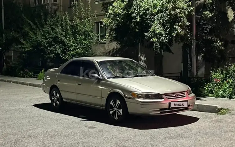 Toyota Camry 1999 годаүшін3 100 000 тг. в Талдыкорган