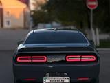 Dodge Challenger 2017 годаfor19 000 000 тг. в Астана – фото 2