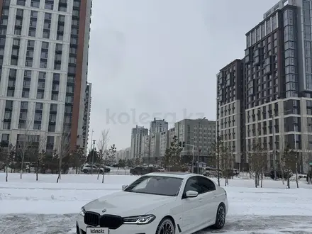 BMW 530 2022 года за 25 500 000 тг. в Астана – фото 6