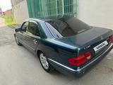 Mercedes-Benz E 240 1999 года за 2 900 000 тг. в Тараз – фото 4