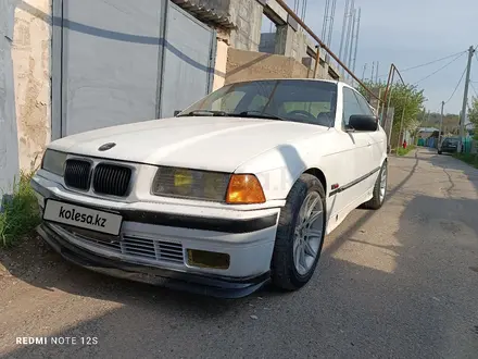 BMW 318 1995 года за 780 000 тг. в Шымкент