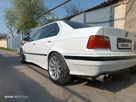 BMW 318 1995 года за 780 000 тг. в Шымкент – фото 3