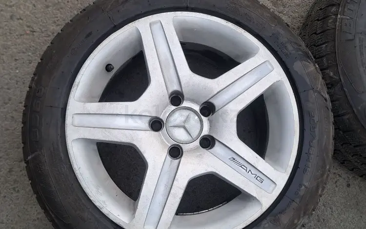 Диск ЕТ35 7, 5JJ и зимний шины 205/55/16 за 150 000 тг. в Алматы