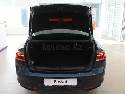Volkswagen Passat Business 2.0 TSI 2022 года за 16 800 000 тг. в Атырау – фото 21