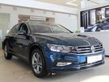 Volkswagen Passat Business 2.0 TSI 2022 года за 16 800 000 тг. в Атырау – фото 3