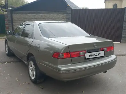 Toyota Camry 1998 года за 2 400 000 тг. в Алматы – фото 6