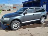 Volkswagen Touareg 2004 годаүшін6 200 000 тг. в Алматы