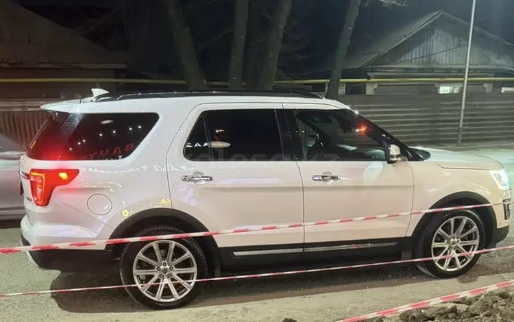 Ford Explorer 2015 года за 13 000 000 тг. в Алматы