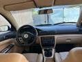 Volkswagen Passat 2002 года за 2 800 000 тг. в Алматы – фото 4