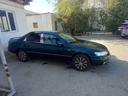 Toyota Camry 1997 года за 2 900 000 тг. в Актау – фото 4