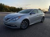 Hyundai Sonata 2014 годаүшін4 500 000 тг. в Уральск – фото 2