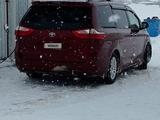 Toyota Sienna 2015 года за 8 600 000 тг. в Актобе