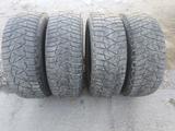 Зимние шины за 80 000 тг. в Жезказган