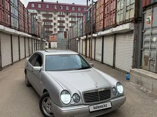 Mercedes-Benz E 320
