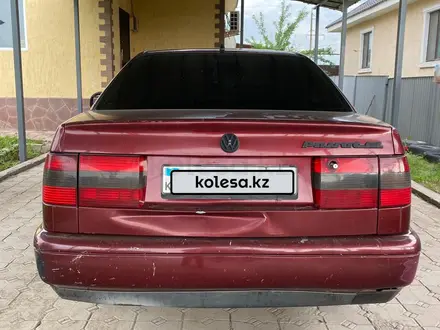 Volkswagen Passat 1994 года за 888 000 тг. в Алматы – фото 4
