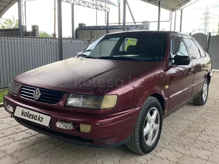 Volkswagen Passat 1994 года за 888 000 тг. в Алматы – фото 5