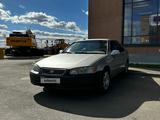 Toyota Camry 2001 годаүшін3 860 000 тг. в Астана – фото 3