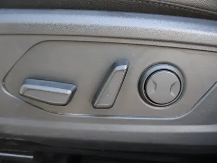 Hyundai Tucson High-Tech 2021 года за 11 390 000 тг. в Астана – фото 24