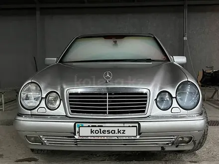 Mercedes-Benz E 280 1996 года за 2 200 000 тг. в Шымкент – фото 2