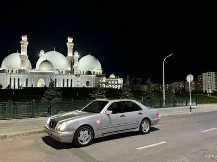 Mercedes-Benz E 280 1996 года за 2 200 000 тг. в Шымкент – фото 4