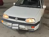 Volkswagen Golf 1993 годаүшін2 000 000 тг. в Тараз