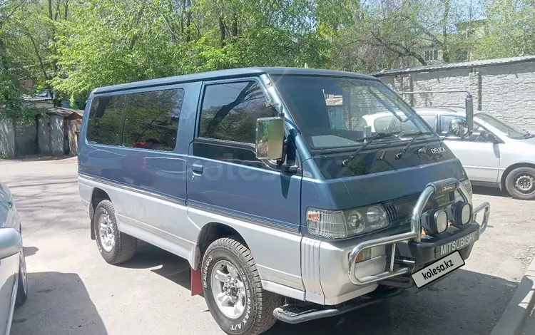 Mitsubishi Delica 1993 годаүшін1 750 000 тг. в Алматы