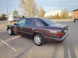 Mercedes-Benz E 220 1993 года за 2 000 000 тг. в Павлодар – фото 4