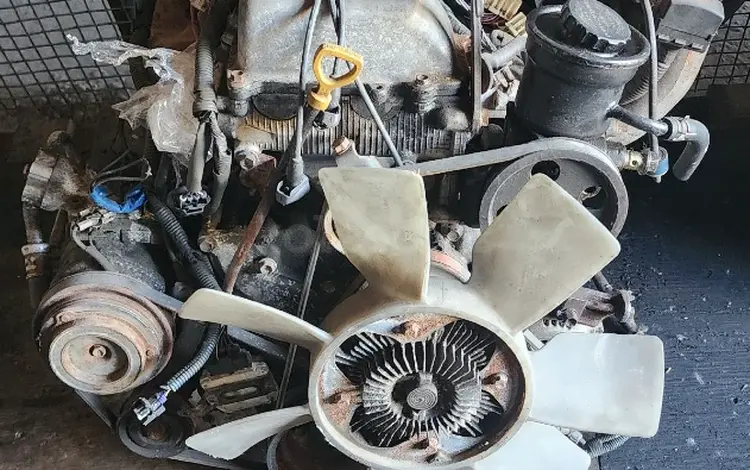 Двигатель Toyota 3RZ-FE (Контрактный) за 1 000 тг. в Алматы